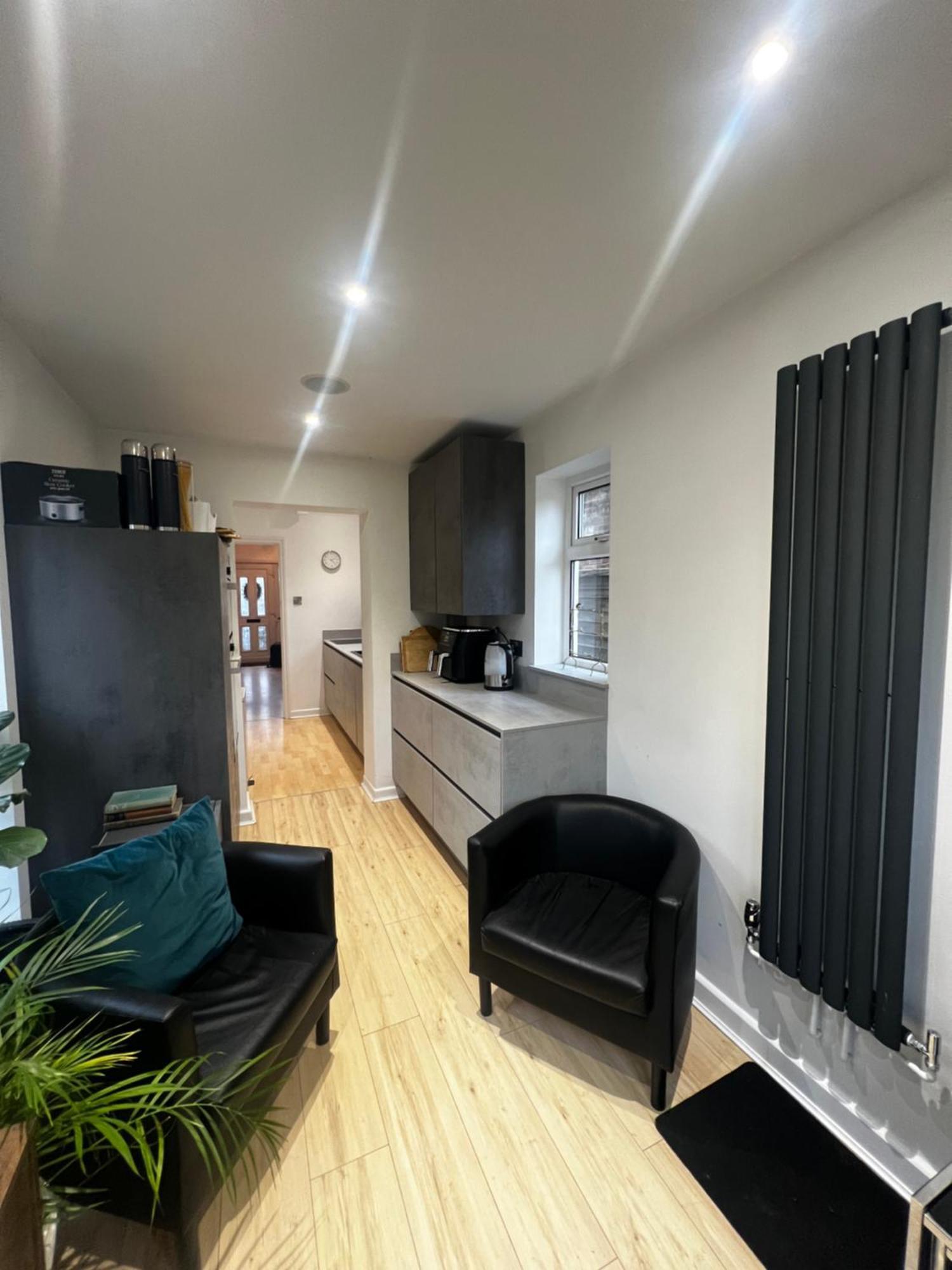 Warm And Cosy City Centre Home Near Train Station Chichester Exteriér fotografie